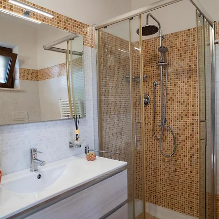 Vista Mare 2 By Interhome